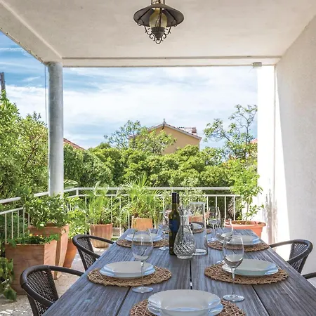 Appartement In Makarska